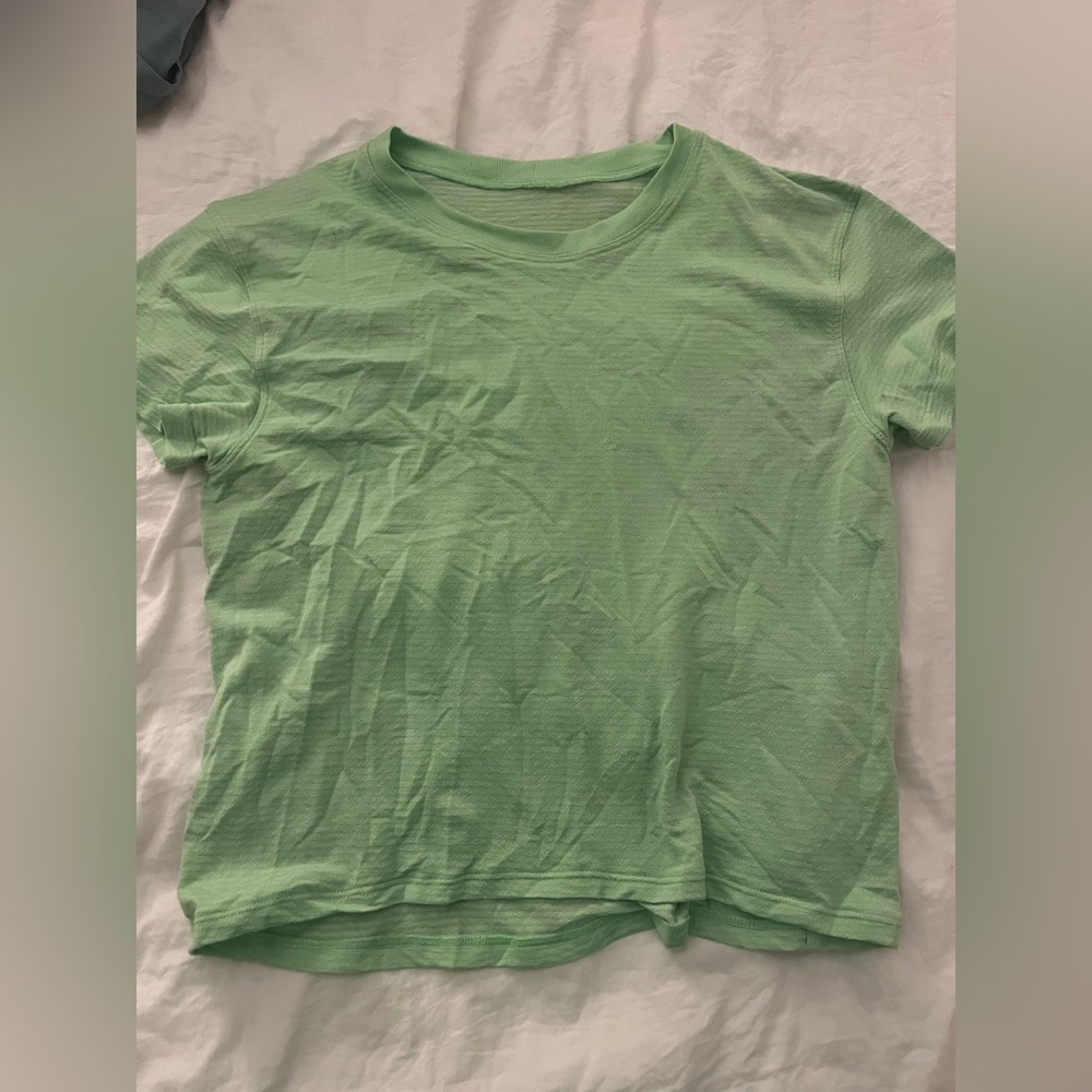 LULU CROPPED TOP